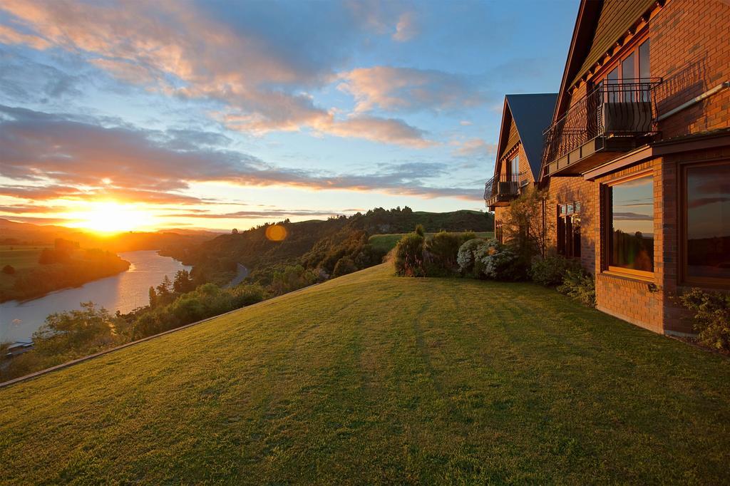 Lake Karapiro Lodge Tirau Exterior foto