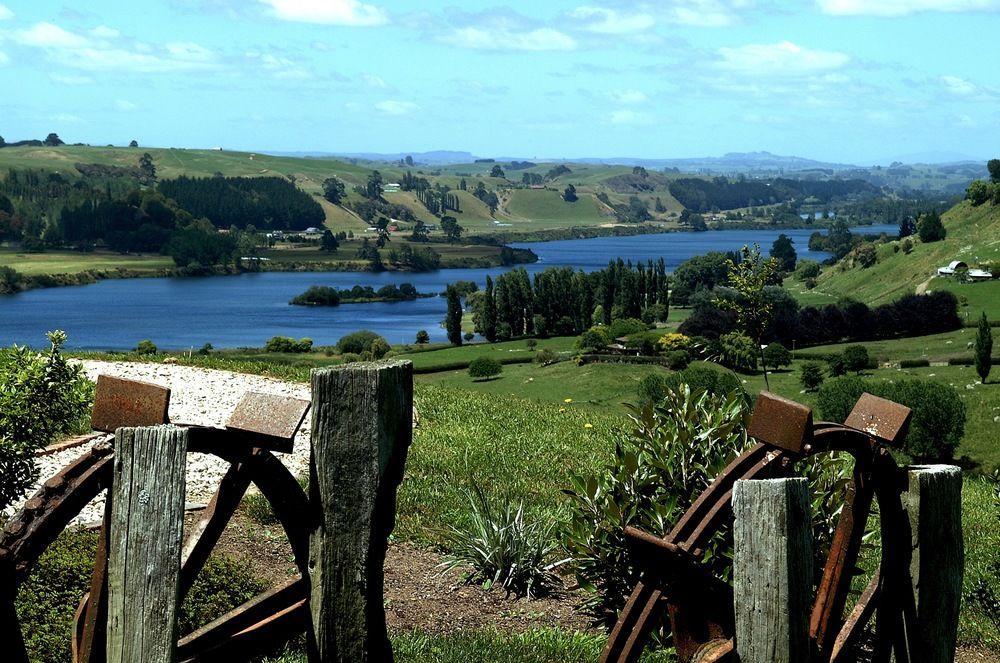 Lake Karapiro Lodge Tirau Exterior foto